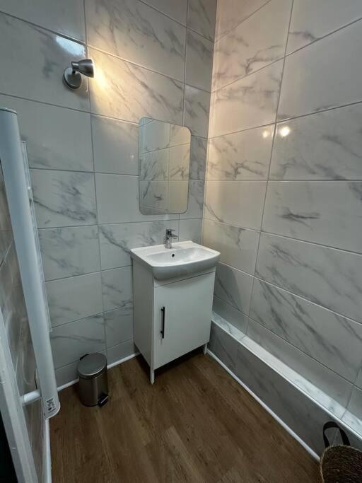 L'ecrin - Rez De Chausse - Idealement Situe - Terrasse Appartement *