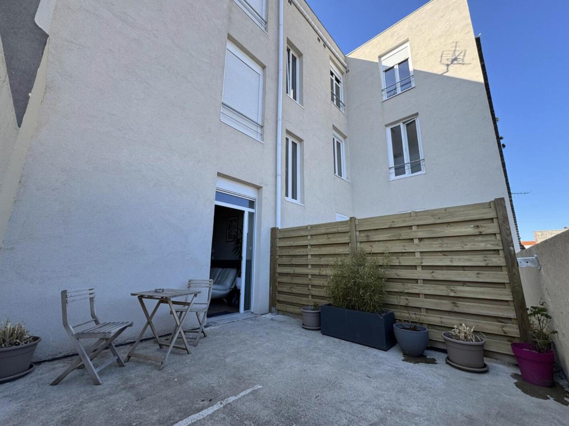 L'ecrin - Rez De Chausse - Idealement Situe - Terrasse